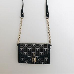 Tommy Hilfiger Crossbody Purse